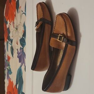 Naturalizer loafer women's size 8M